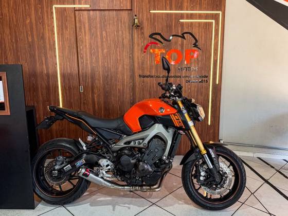 YAMAHA MT-09 